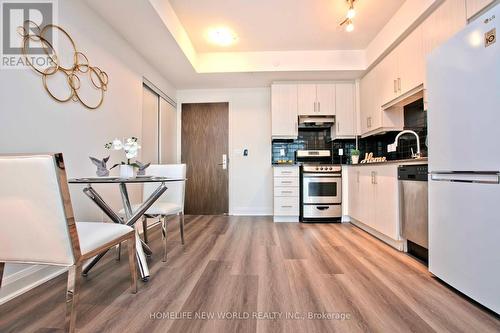 2002 - 68 Canterbury Place, Toronto, ON - Indoor Photo Showing Kitchen