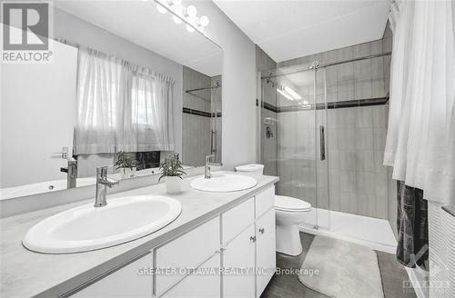 15 Rutherford Crescent, Ottawa, ON - Indoor Photo Showing Bathroom