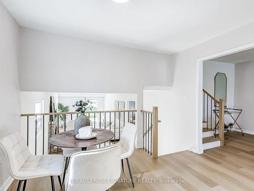 316 Cherokee Blvd, Toronto, ON - Indoor Photo Showing Dining Room