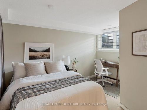 413 Melita Cres, Toronto, ON - Indoor Photo Showing Bedroom