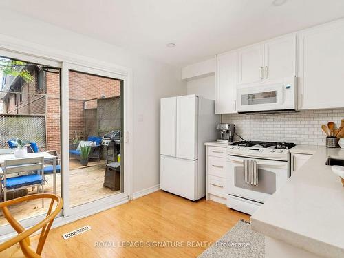 413 Melita Cres, Toronto, ON - Indoor Photo Showing Kitchen