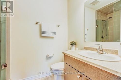 2760 Sapphire Drive, Pickering, ON - Indoor Photo Showing Bathroom