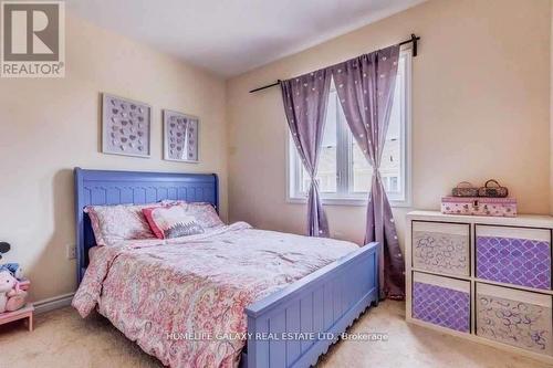 2760 Sapphire Drive, Pickering, ON - Indoor Photo Showing Bedroom