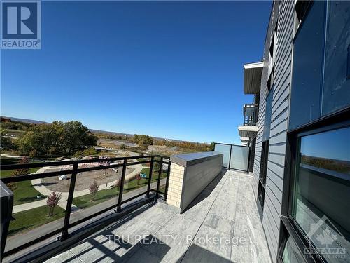 513 - 397 Codd'S Road, Ottawa, ON - Outdoor With View With Exterior