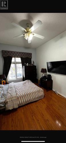 30 Mannel Crescent, Brampton, ON - Indoor Photo Showing Bedroom