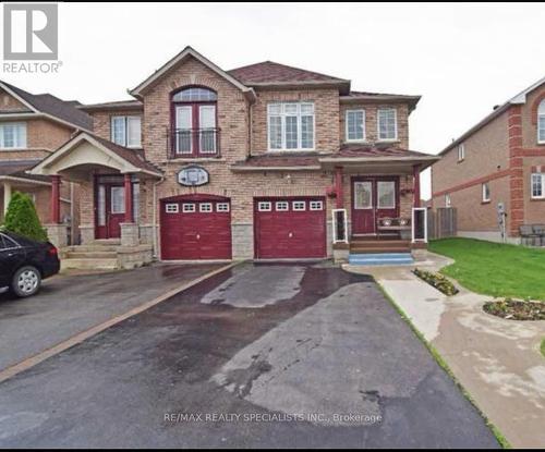 30 Mannel Crescent, Brampton, ON - Outdoor With Facade