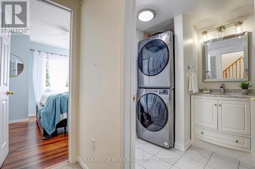 5 - 1623 Pickering Parkway, Pickering, ON - Indoor Photo Showing Laundry Room