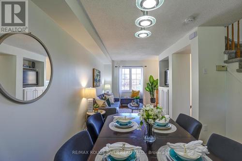 5 - 1623 Pickering Parkway, Pickering, ON - Indoor Photo Showing Dining Room