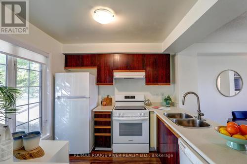 5 - 1623 Pickering Parkway, Pickering, ON - Indoor Photo Showing Kitchen With Double Sink