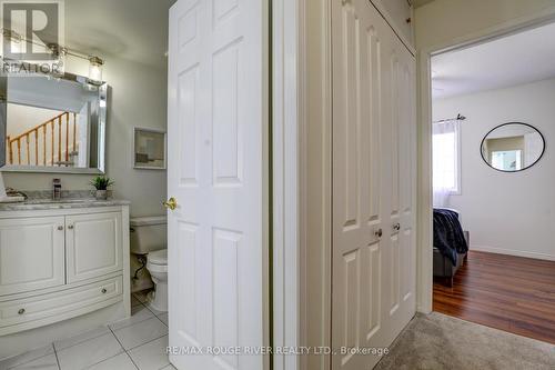 5 - 1623 Pickering Parkway, Pickering, ON - Indoor Photo Showing Bathroom