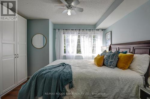 5 - 1623 Pickering Parkway, Pickering, ON - Indoor Photo Showing Bedroom