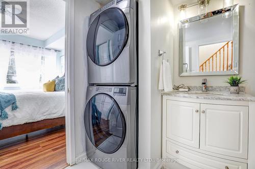 5 - 1623 Pickering Parkway, Pickering, ON - Indoor Photo Showing Laundry Room