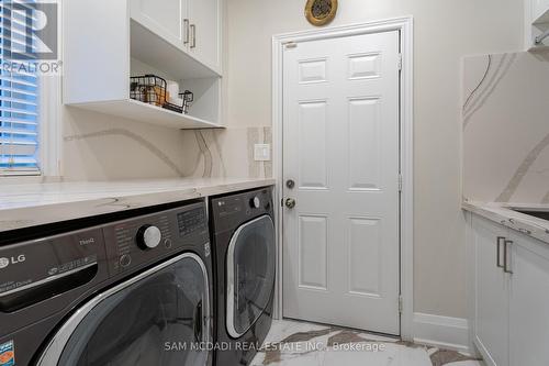 3482 Hideaway Place, Mississauga, ON - Indoor Photo Showing Laundry Room