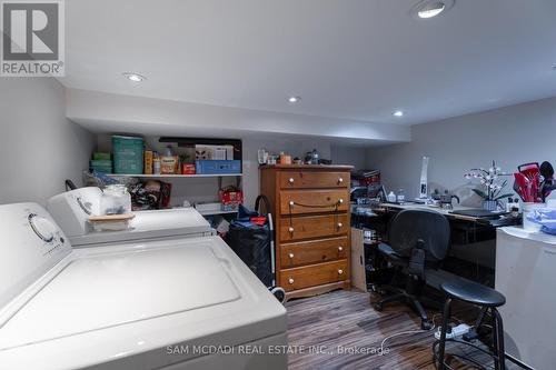 3482 Hideaway Place, Mississauga, ON - Indoor Photo Showing Laundry Room