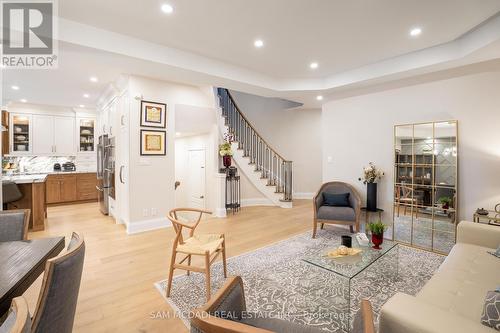 3482 Hideaway Place, Mississauga, ON - Indoor Photo Showing Living Room