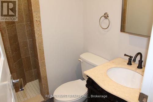 139 Mellow Crescent, Caledon, ON - Indoor Photo Showing Bathroom