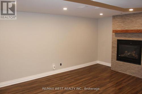 139 Mellow Crescent, Caledon, ON - Indoor With Fireplace