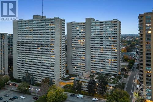 530 Laurier Avenue Unit#507, Ottawa, ON - Outdoor With Facade