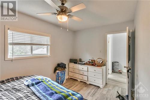 14 Craig Street, Perth, ON - Indoor Photo Showing Bedroom