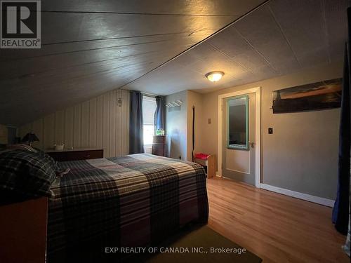 136 Kimberly Avenue, Timmins, ON - Indoor Photo Showing Bedroom