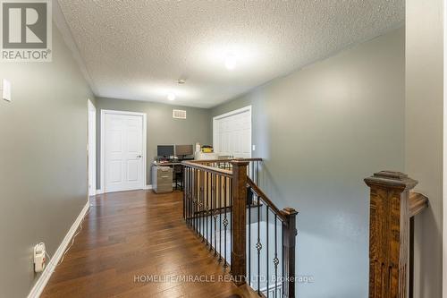 2 Kennedy Boulevard, New Tecumseth, ON - Indoor Photo Showing Other Room