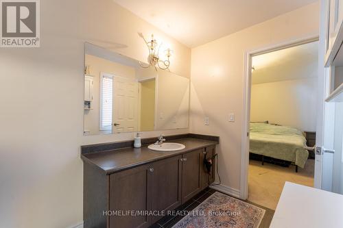 2 Kennedy Boulevard, New Tecumseth, ON - Indoor Photo Showing Bathroom