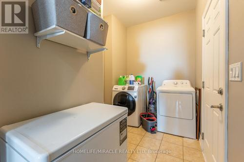 2 Kennedy Boulevard, New Tecumseth, ON - Indoor Photo Showing Laundry Room