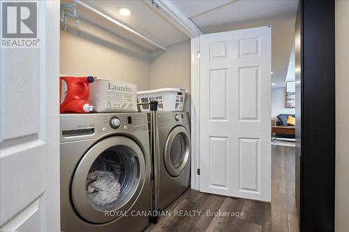 1 Kennedy Boulevard, New Tecumseth, ON - Indoor Photo Showing Laundry Room