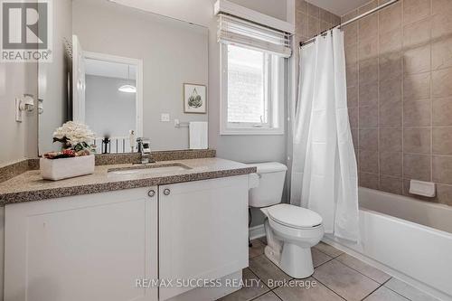 5399 Festival Drive, Mississauga, ON - Indoor Photo Showing Bathroom