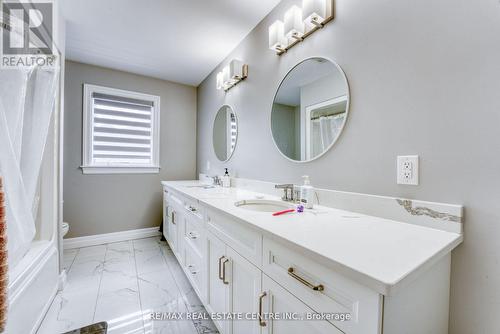 362 Christine Avenue, Lakeshore, ON - Indoor Photo Showing Bathroom