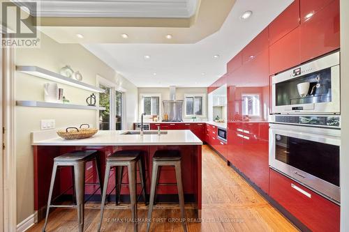 257 Roseland Crescent, Burlington, ON - Indoor Photo Showing Kitchen