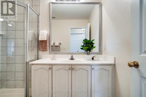 410 - 2085 Amherst Heights Drive, Burlington, ON - Indoor Photo Showing Bathroom