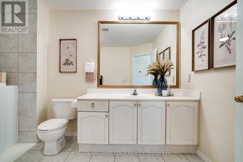 410 - 2085 Amherst Heights Drive, Burlington, ON - Indoor Photo Showing Bathroom