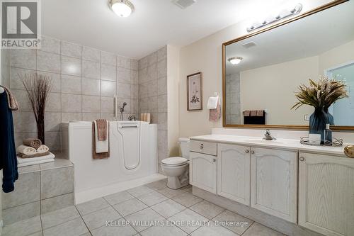 410 - 2085 Amherst Heights Drive, Burlington, ON - Indoor Photo Showing Bathroom