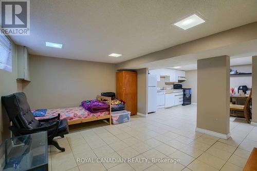 571 West 5Th Street, Hamilton, ON - Indoor Photo Showing Basement