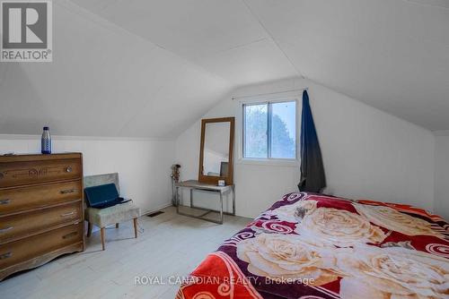 571 West 5Th Street, Hamilton, ON - Indoor Photo Showing Bedroom