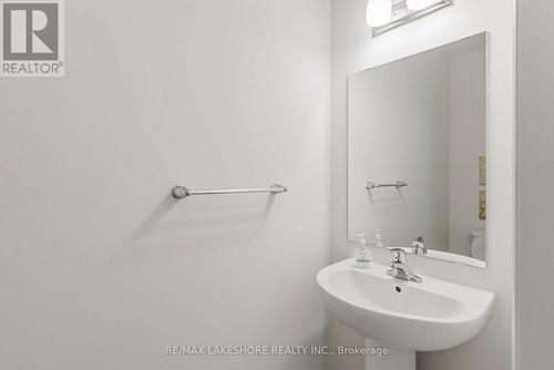 1053 Denton Drive, Cobourg, ON - Indoor Photo Showing Bathroom