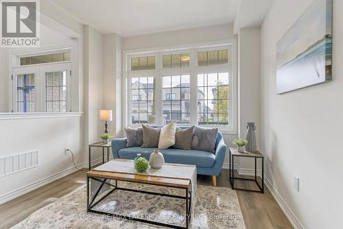 1053 Denton Drive, Cobourg, ON - Indoor Photo Showing Living Room