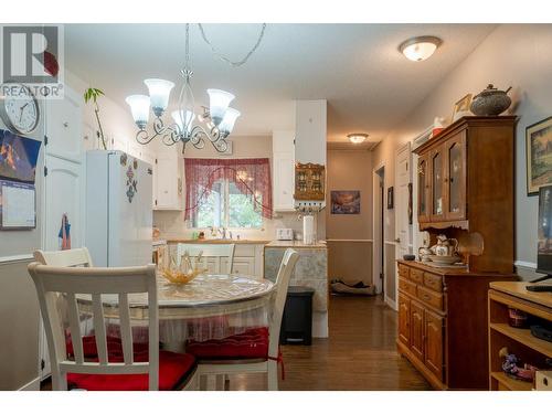 1801 Mission Road, Vernon, BC - Indoor Photo Showing Dining Room