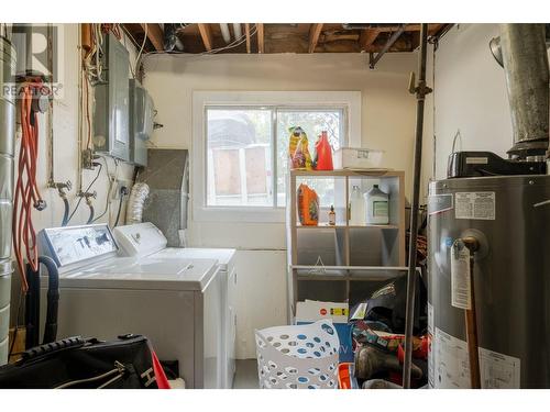 1801 Mission Road, Vernon, BC - Indoor Photo Showing Laundry Room