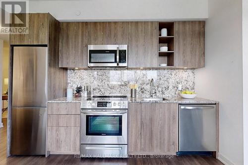 1011 - 30 Ordnance Street S, Toronto, ON - Indoor Photo Showing Kitchen With Upgraded Kitchen