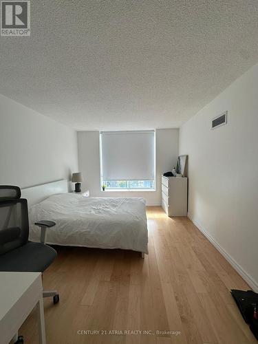 Lph01 - 29 Pemberton Avenue, Toronto, ON - Indoor Photo Showing Bedroom