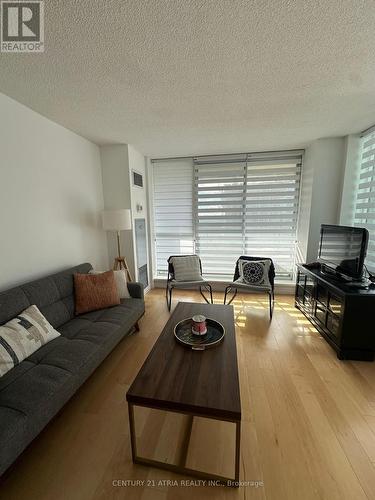 Lph01 - 29 Pemberton Avenue, Toronto, ON - Indoor Photo Showing Living Room