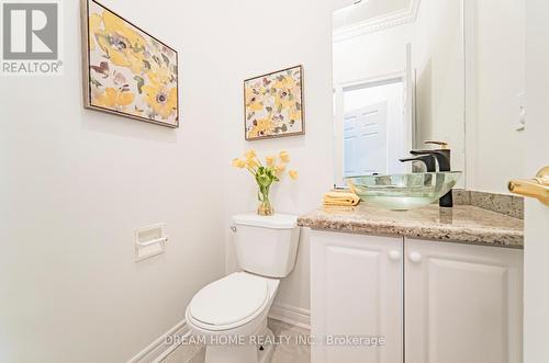 460 Sonoma Boulevard, Vaughan, ON - Indoor Photo Showing Bathroom