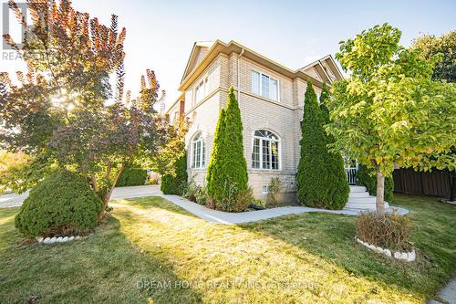 460 Sonoma Boulevard, Vaughan, ON - Outdoor