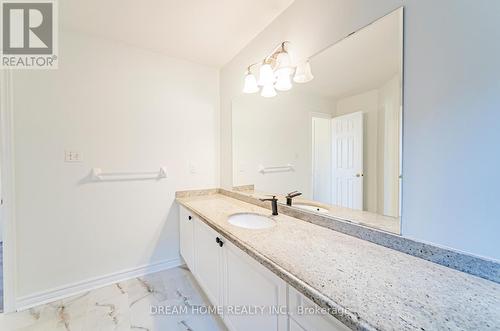 460 Sonoma Boulevard, Vaughan, ON - Indoor Photo Showing Bathroom