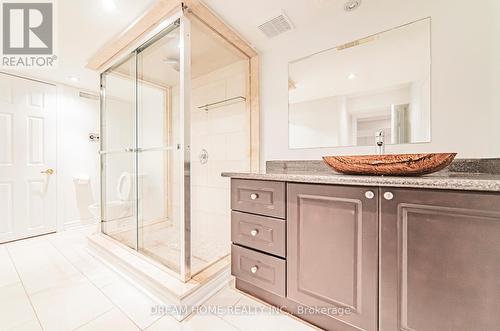 460 Sonoma Boulevard, Vaughan, ON - Indoor Photo Showing Bathroom