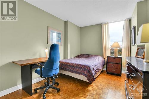 Second bedroom - 2951 Riverside Drive Unit#707, Ottawa, ON - Indoor