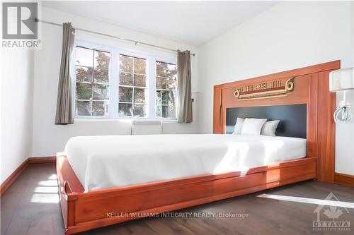 105 Rustwood, Barrhaven (7708 - Barrhaven - Stonebridge), ON - Indoor Photo Showing Bedroom