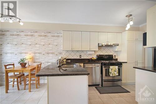 Kitchen - 105 Rustwood Private, Ottawa, ON - Indoor Photo Showing Kitchen With Stainless Steel Kitchen With Double Sink